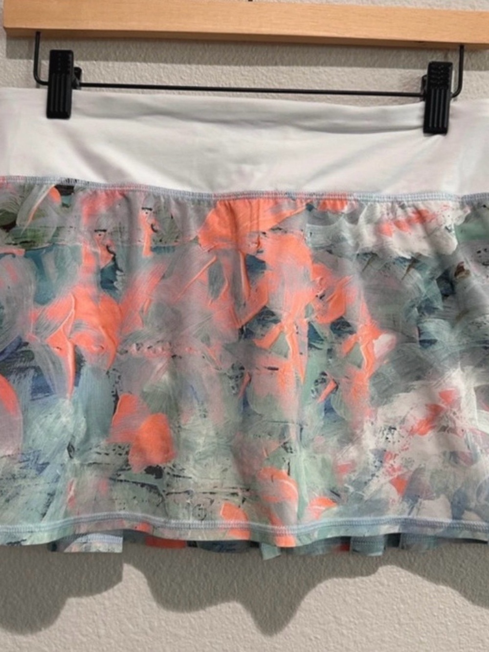 Lululemon run pace setter skirt